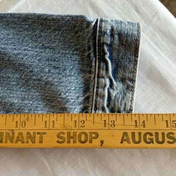 Oshkosh B'gosh Kids Turcker Denim Jean Jacket Size 10 Light Wash Blue Boys Girls - Picture 11 of 11